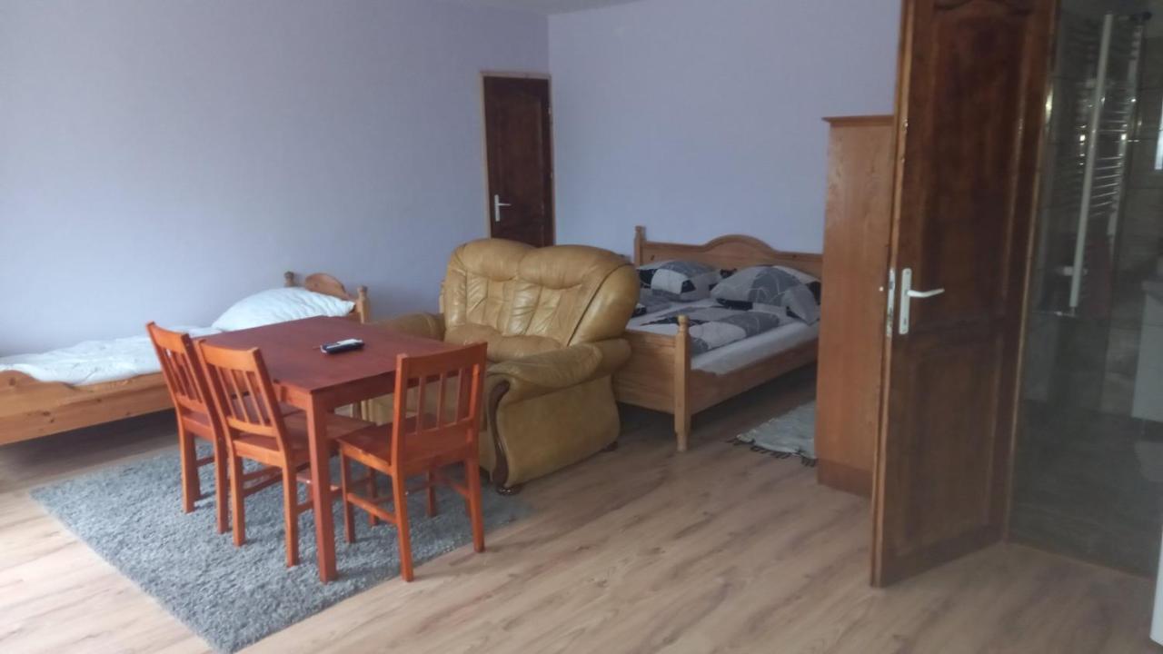 Gecse-Villa Sarospatak Luaran gambar